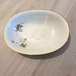 Heinrich H&C Co Selb Bavaria.  Oval Vegetable Bowl